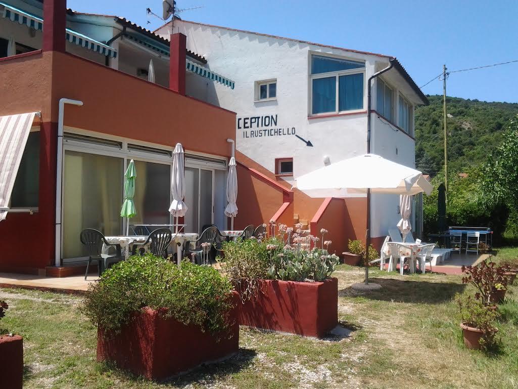 Hotel Rustichello Марина ди Кампо Екстериор снимка